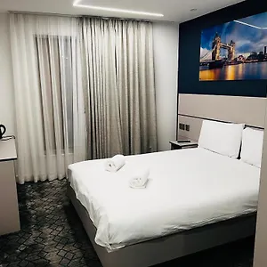 https://ilford-grand-hotel.cambridgehotelsuk.com